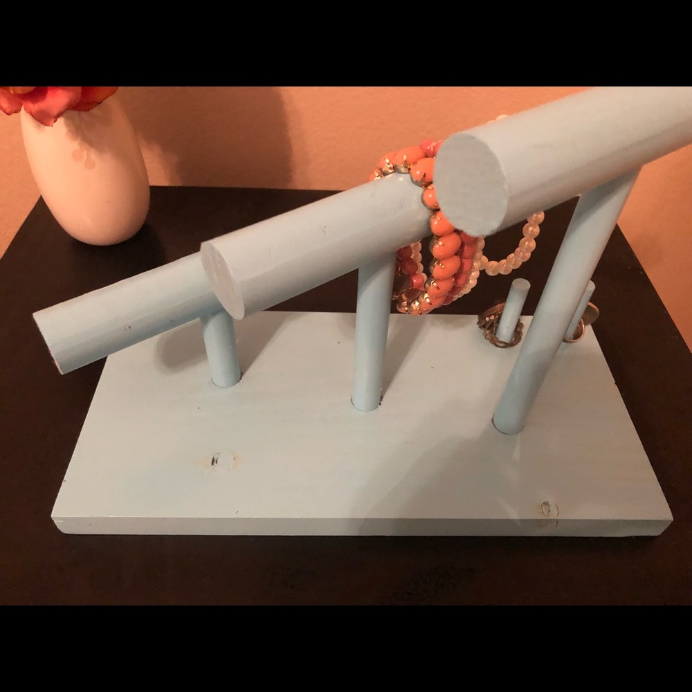 Sky Blue Wooden Jewelry Stand - Picture 4 of 7
